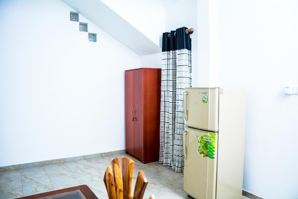 Villa Shanaya Hikkaduwa Buitenkant foto